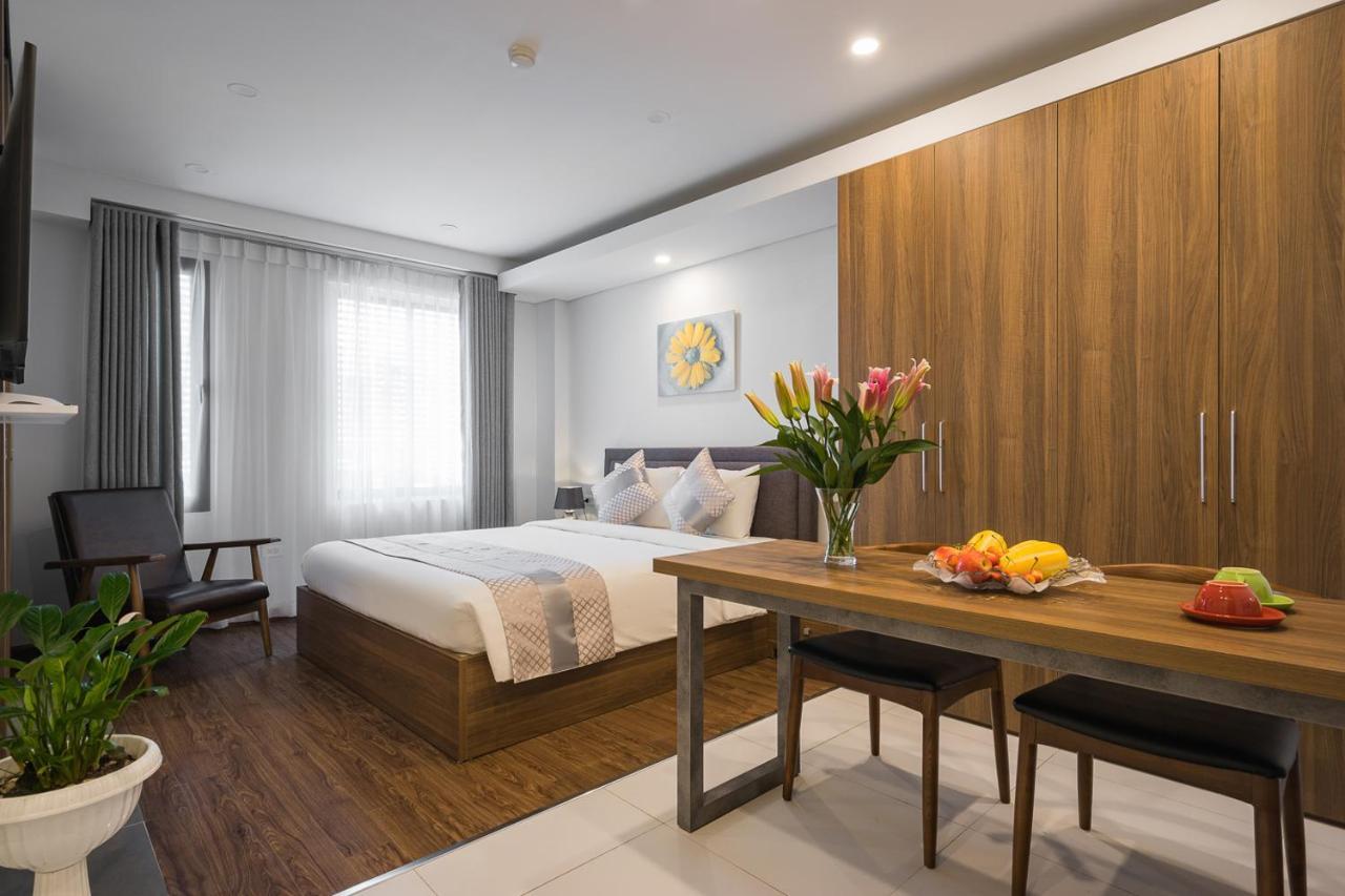 Narcissus Hotel & Apartment ハノイ市 エクステリア 写真