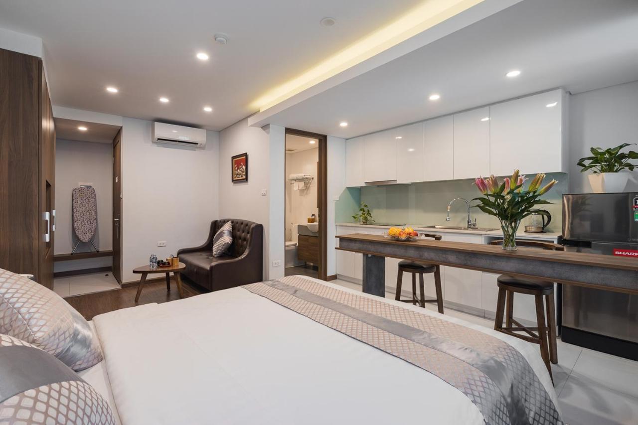 Narcissus Hotel & Apartment ハノイ市 エクステリア 写真